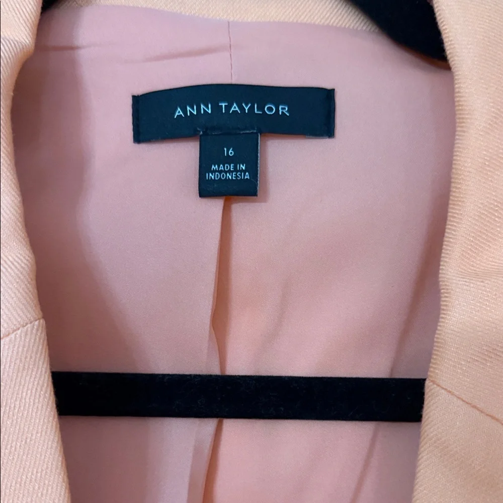 Ann Taylor Vibrant Orange Blazer - Picture 2 of 3